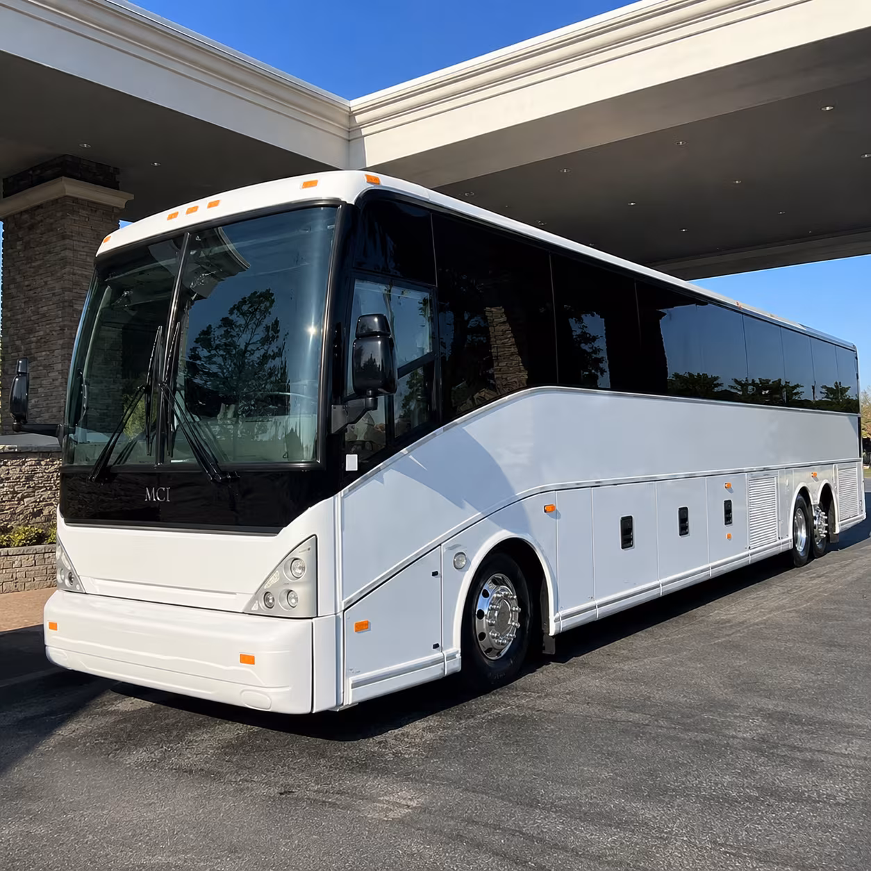 ski group airport shuttles to powder mountain snowbasin and nordic valley